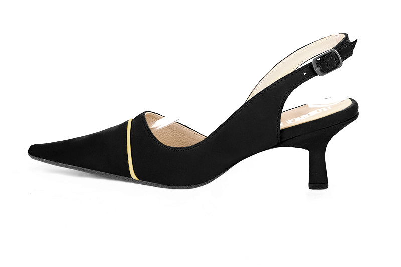 Matt black and gold women's slingback shoes. Pointed toe. Medium spool heels. Profile view - Florence KOOIJMAN
